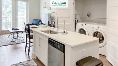 10105 Westside Pkwy-Unit -129.1287234 in Alpharetta, GA - Foto de edificio - Building Photo