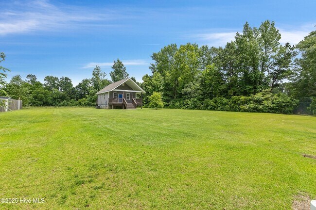 213 Sanders St in Tabor City, NC - Building Photo - Building Photo