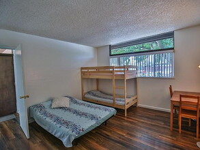 619 Villanova Dr in Davis, CA - Building Photo - Building Photo