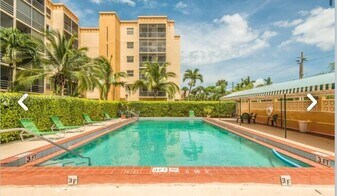 2935 NE 163rd St in North Miami Beach, FL - Building Photo