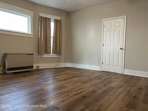 94 Wyoming St in Wilkes-Barre, PA - Building Photo - Building Photo