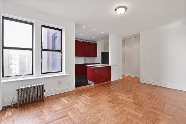 825 Walton Ave in Bronx, NY - Building Photo - Building Photo