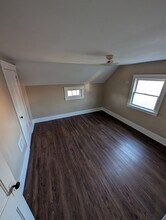 218 Winckles St in Elyria, OH - Foto de edificio - Building Photo