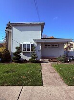 201 4th St in Clifton, NJ - Building Photo