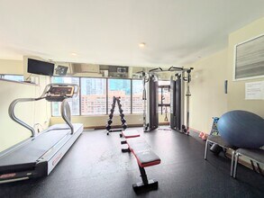 230 E Ontario St, Unit 2003 in Chicago, IL - Building Photo - Building Photo