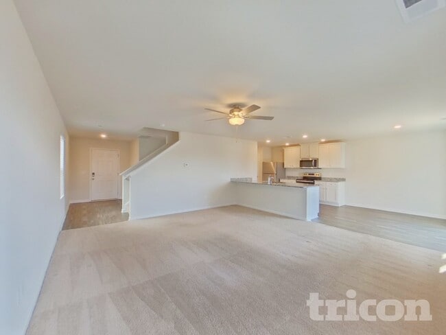 4008 Reinfield Dr in Inman, SC - Building Photo - Building Photo