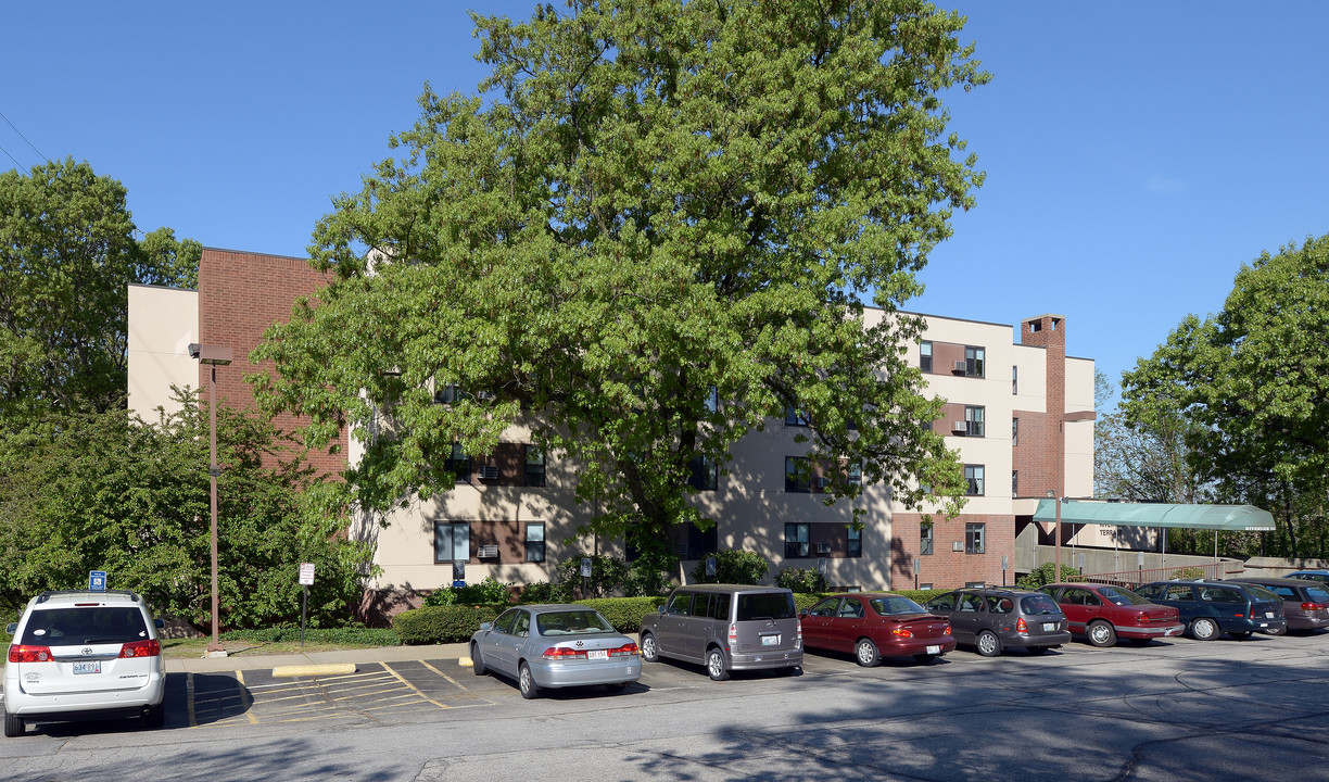 Riverstone Apartments in Pawtucket, RI - Building Photo