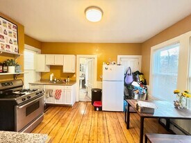 44 Delle Ave, Unit 2 in Boston, MA - Building Photo