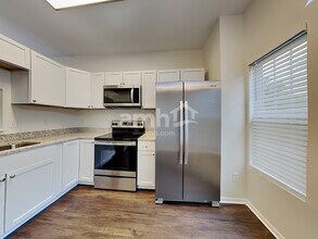 11223 Boston Way in Fishers, IN - Building Photo - Building Photo