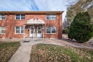 1009 Constitution Rd in Pueblo, CO - Building Photo