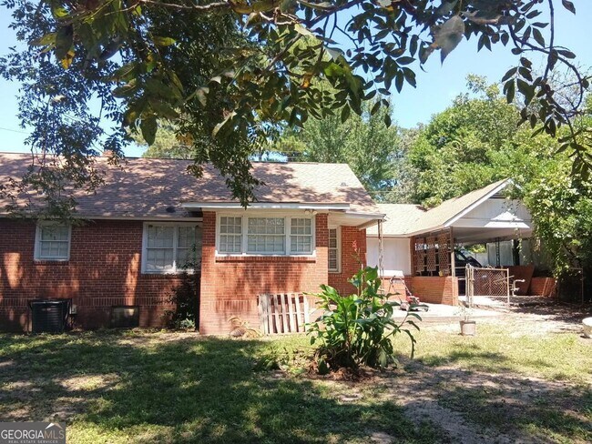 1380 Sylvian Dr in Macon, GA - Building Photo - Building Photo