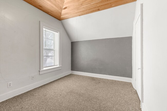 117 W Division St in Fond du Lac, WI - Building Photo - Building Photo