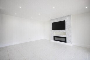 9460 SW 61st Way in Boca Raton, FL - Building Photo
