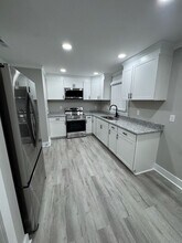 7001 Woodstream Dr in Charlotte, NC - Building Photo - Building Photo