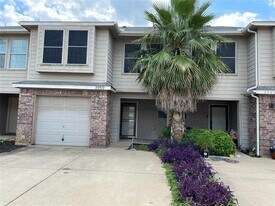 3959 Seaside Ct