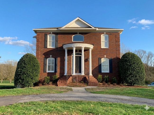 property at 1108 Gray Fox Ln