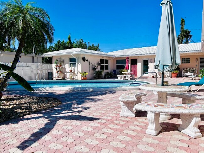 1016 N 16th Ave, Unit #3 in Hollywood, FL - Building Photo - Building Photo