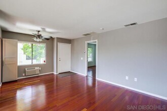 11161 Camino Ruiz, Unit 44 in San Diego, CA - Foto de edificio - Building Photo