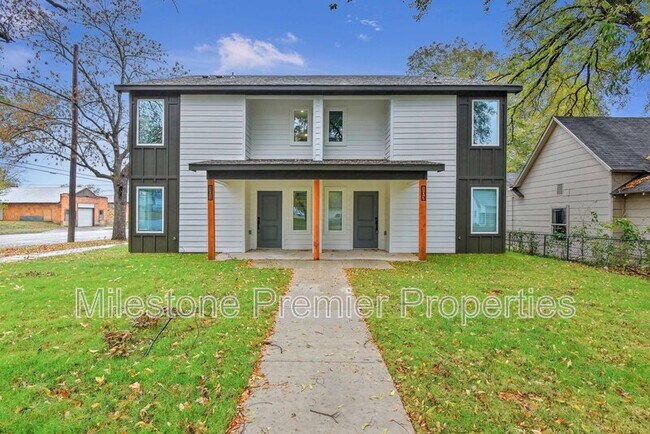 101-103 E Bond St in Denison, TX - Building Photo - Building Photo