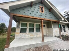 107 Virginia Wy in Spring Branch, TX - Building Photo