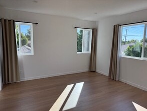 18906 Lassen St in Los Angeles, CA - Building Photo - Building Photo