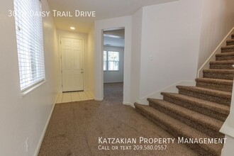 3026 Daisy Trail in Stockton, CA - Building Photo - Building Photo