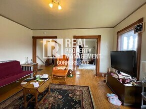 808 W Kalamazoo Ave in Kalamazoo, MI - Building Photo - Building Photo