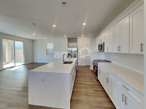 10450 Bar Hbr St in Las Vegas, NV - Building Photo - Building Photo