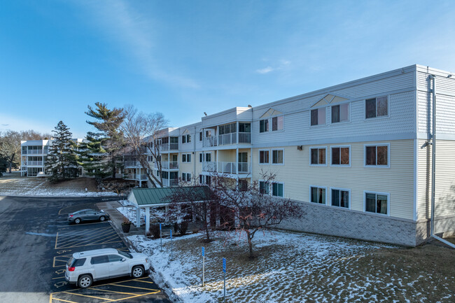 Canabury Square Condominium