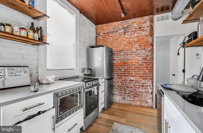 property at 1900 Waterloo St