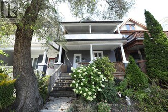 1444 Dundas St E in Toronto, ON - Building Photo - Building Photo