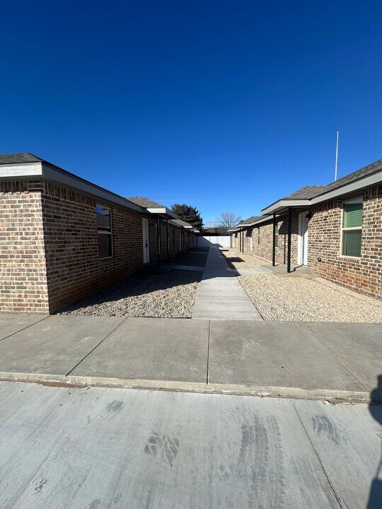 2508 E 14th St-Unit -Unit A in Clovis, NM - Building Photo