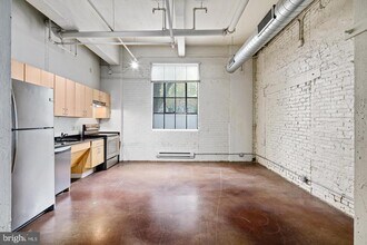 412-26 S 13th St in Philadelphia, PA - Building Photo - Building Photo