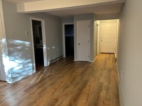 492 East St in Plainville, CT - Building Photo - Building Photo