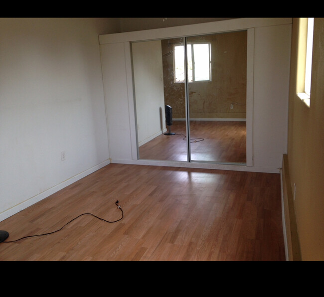 7524 Zircon Ave, Unit Studio apartment in Rancho Cucamonga, CA - Building Photo - Building Photo