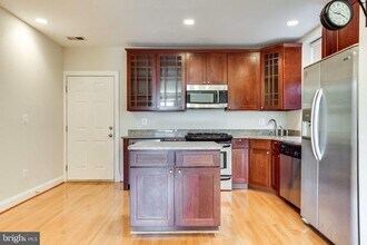 219 T St NE in Washington, DC - Building Photo - Building Photo