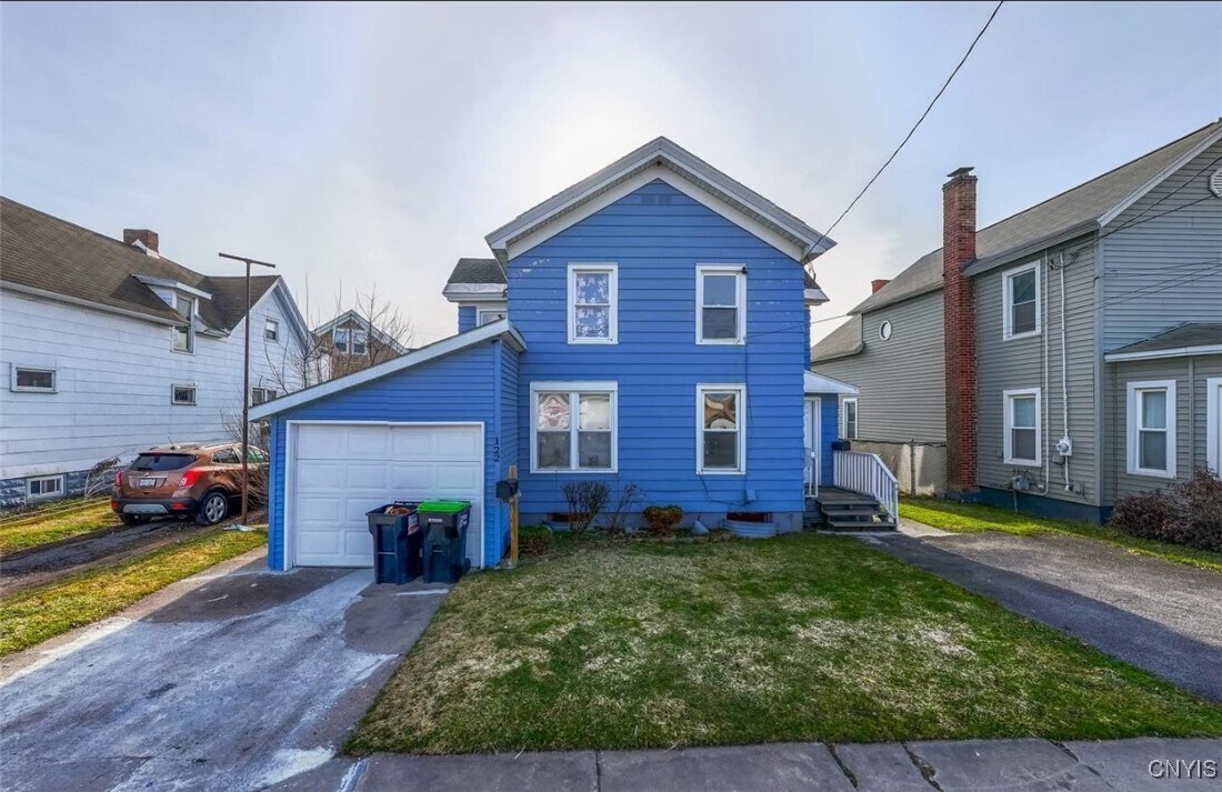 122 S Bellinger St in Herkimer, NY - Building Photo