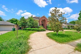 4317 Willowbend Blvd in Houston, TX - Foto de edificio - Building Photo