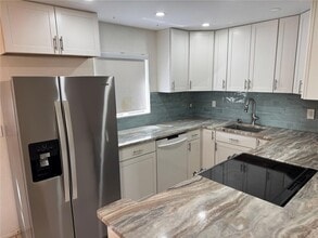 3300 Fox Chase Cir, Unit 229 in Palm Harbor, FL - Building Photo - Building Photo