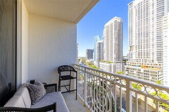 511 SE 5 Ave in Fort Lauderdale, FL - Building Photo - Building Photo