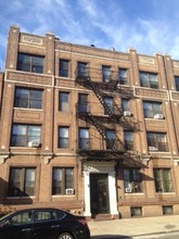 Lucille in Brooklyn, NY - Foto de edificio - Building Photo