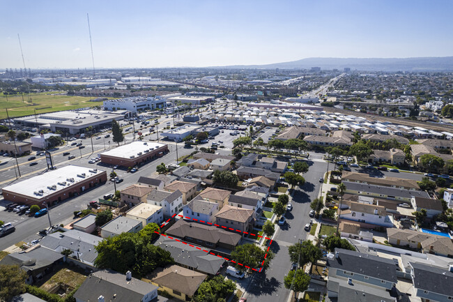 18504-18506 Grevillea Ave in Redondo Beach, CA - Building Photo - Building Photo