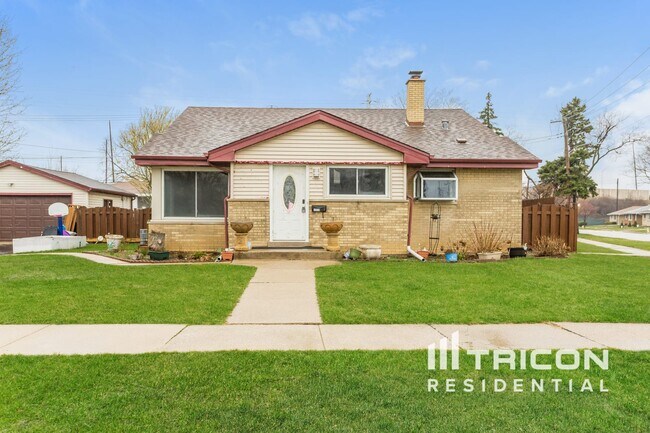1022 Richard Ave