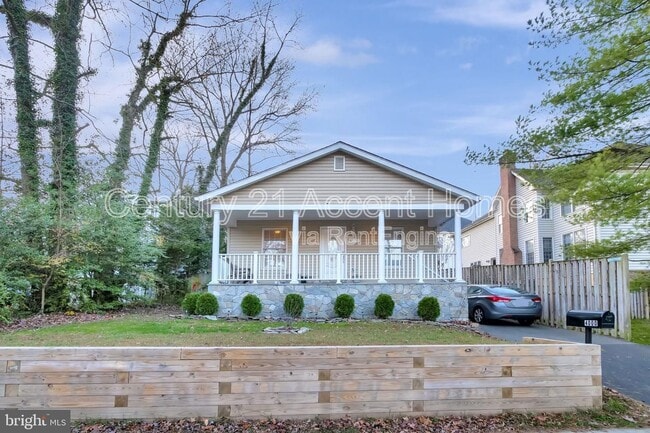 property at 4000 Roberts Rd