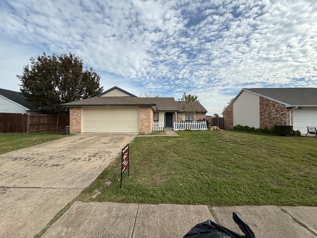 420 Magnolia Dr in Forney, TX - Building Photo