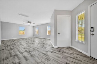 6607 Colonial Rose Ln in Richmond, TX - Building Photo - Building Photo