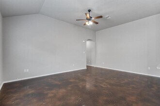 1113 Stanley Wy in Seguin, TX - Building Photo - Building Photo