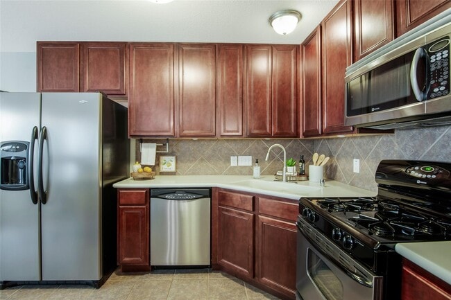 property at 1648 Grable Cove Ln