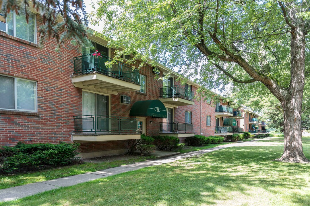 Garden Village in Buffalo, NY - Foto de edificio