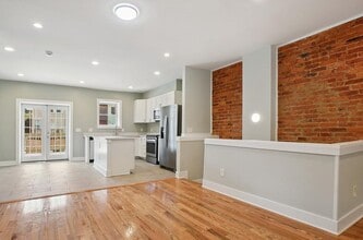 37 Michigan Ave NE in Washington, DC - Foto de edificio - Building Photo